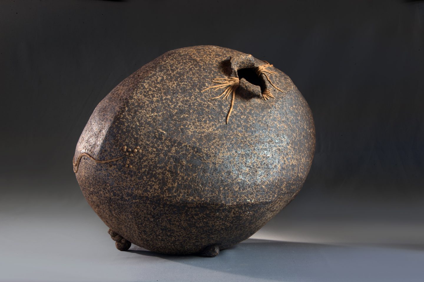 Lot 252 - Inert WWI No.5 Mk1 Mills bomb / hand grenade,